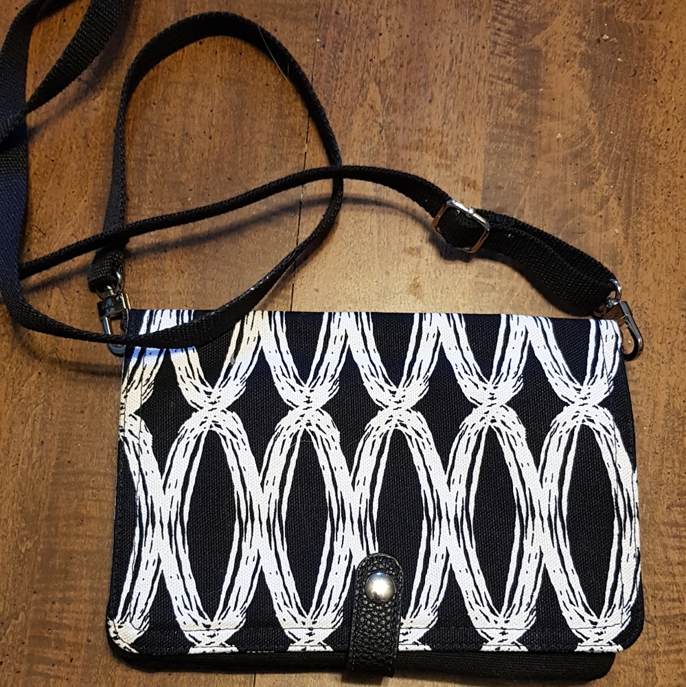 Thirty-one Crossbody